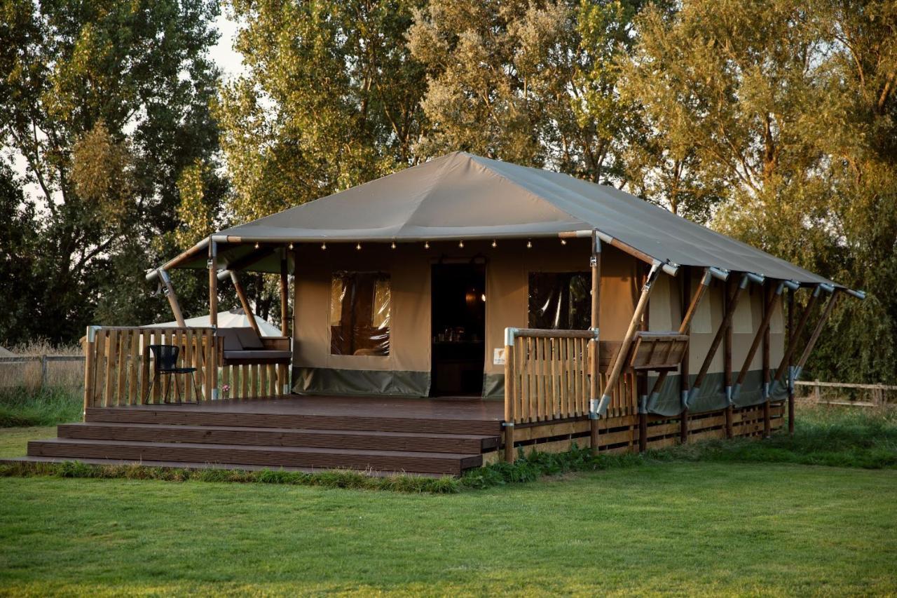 Horsley Hale Farm Glamping Hotel Ely Buitenkant foto